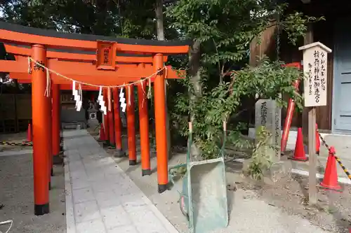 萱野神社の末社