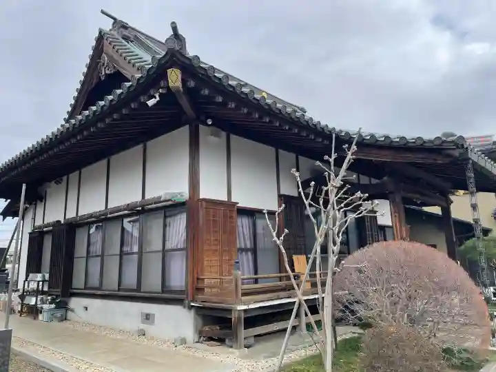 玉蔵院の{uncategorized: "未分類", other: "その他", undefined: "問題あり", building: "その他建物", grave: "お墓", sacred_gate: "鳥居", guardian: "狛犬", statue: "像", buddha: "仏像", history: "歴史", nature: "自然", garden: "庭園", animal: "動物", pagoda: "塔", temizu: "手水舎", mountain_gate: "山門・神門", sanctuary: "本殿・本堂", subordinate: "末社・摂社", art: "芸術", scenery: "景色", jizo: "地蔵", ema: "絵馬", goshuin: "御朱印", omikuji: "おみくじ", items: "授与品その他", amulet: "お守り", goshuincho: "御朱印帳", eats: "食事", festival: "お祭り", votive_dance: "神楽", shichigosan: "七五三参", wedding: "結婚式", experience: "体験その他", initially: "初詣", around: "周辺", anti_infection: "感染症対策"}