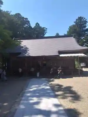 須佐神社の{uncategorized: "未分類", other: "その他", undefined: "問題あり", building: "その他建物", grave: "お墓", sacred_gate: "鳥居", guardian: "狛犬", statue: "像", buddha: "仏像", history: "歴史", nature: "自然", garden: "庭園", animal: "動物", pagoda: "塔", temizu: "手水舎", mountain_gate: "山門・神門", sanctuary: "本殿・本堂", subordinate: "末社・摂社", art: "芸術", scenery: "景色", jizo: "地蔵", ema: "絵馬", goshuin: "御朱印", omikuji: "おみくじ", items: "授与品その他", amulet: "お守り", goshuincho: "御朱印帳", eats: "食事", festival: "お祭り", votive_dance: "神楽", shichigosan: "七五三参", wedding: "結婚式", experience: "体験その他", initially: "初詣", around: "周辺", anti_infection: "感染症対策"}