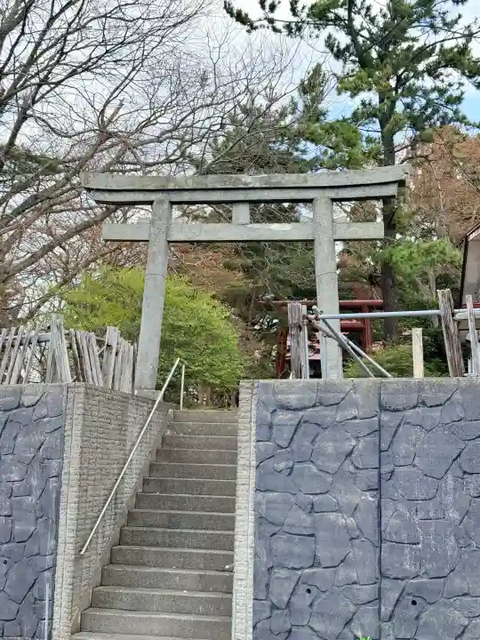 福田稲荷神社の{uncategorized: "未分類", other: "その他", undefined: "問題あり", building: "その他建物", grave: "お墓", sacred_gate: "鳥居", guardian: "狛犬", statue: "像", buddha: "仏像", history: "歴史", nature: "自然", garden: "庭園", animal: "動物", pagoda: "塔", temizu: "手水舎", mountain_gate: "山門・神門", sanctuary: "本殿・本堂", subordinate: "末社・摂社", art: "芸術", scenery: "景色", jizo: "地蔵", ema: "絵馬", goshuin: "御朱印", omikuji: "おみくじ", items: "授与品その他", amulet: "お守り", goshuincho: "御朱印帳", eats: "食事", festival: "お祭り", votive_dance: "神楽", shichigosan: "七五三参", wedding: "結婚式", experience: "体験その他", initially: "初詣", around: "周辺", anti_infection: "感染症対策"}