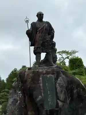 日光山輪王寺三仏堂(栃木県)