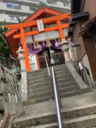 末廣稲荷神社の鳥居