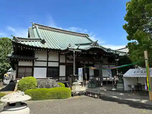 泉龍寺の本殿・本堂