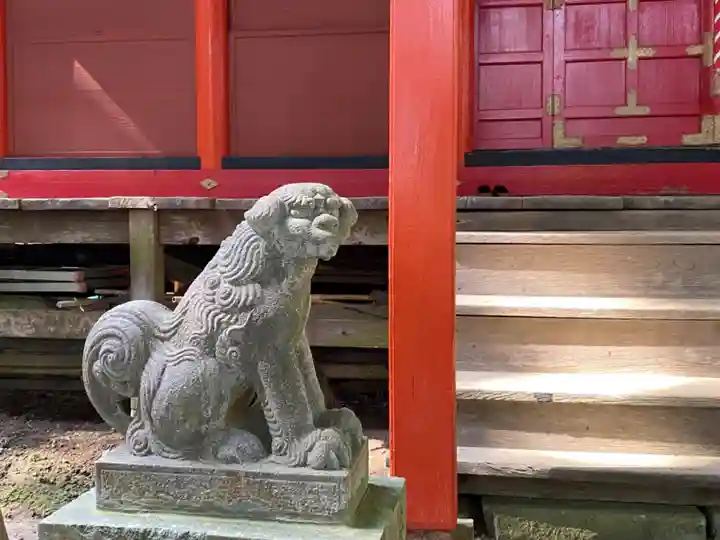 三嶽神社の狛犬