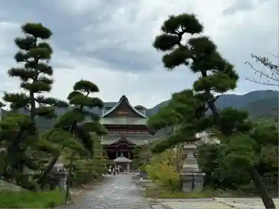 甲斐善光寺(山梨県)