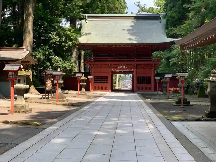 富士山東口本宮 冨士浅間神社の山門・神門