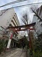 三崎稲荷神社の鳥居