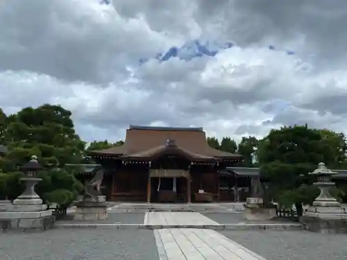 城南宮の本殿・本堂