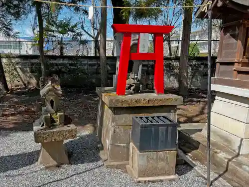 穴切大神社の末社