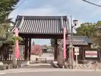 笠覆寺 (笠寺観音)の山門・神門