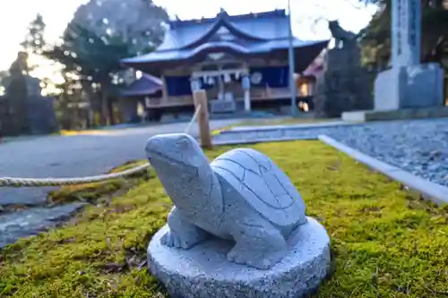 尻岸内八幡神社の狛犬