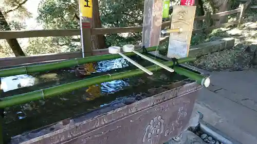 唐澤山神社の手水舎