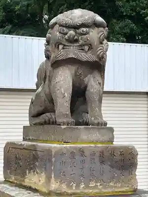 女満別神社の狛犬