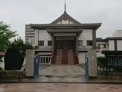 豊橋別院の本殿・本堂