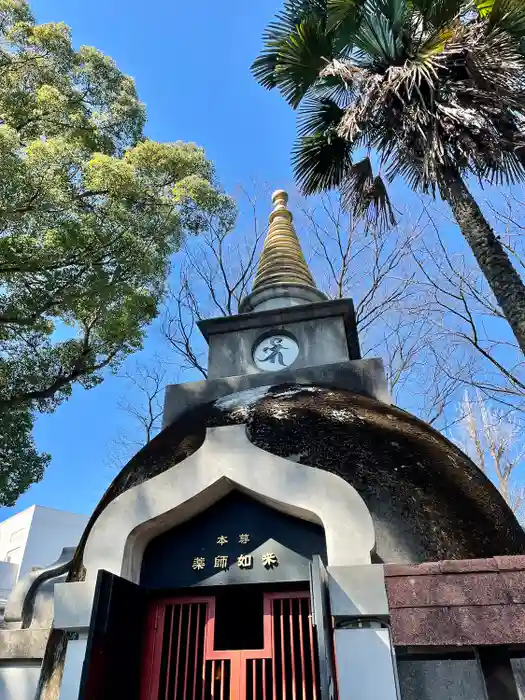 上野大佛の建物その他