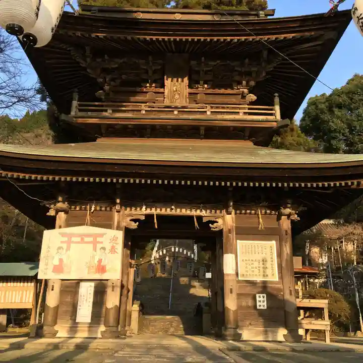 大津山阿蘇神社の山門・神門