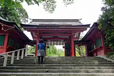 志波彦神社・鹽竈神社の山門・神門