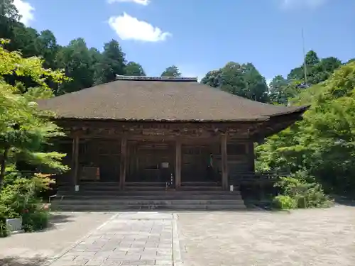 国宝　長寿寺の本殿