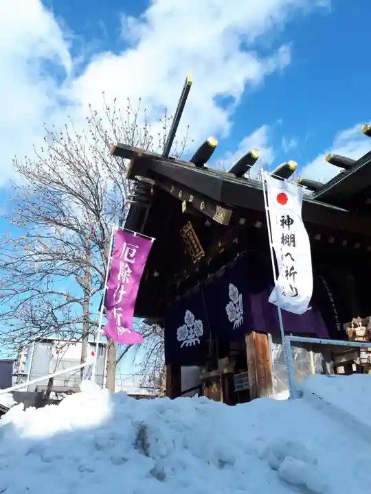 札幌諏訪神社の本殿・本堂