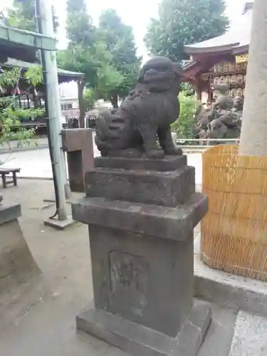 素盞雄神社の狛犬