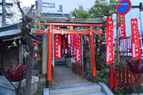 装束稲荷神社（王子稲荷神社境外摂社）(東京都)