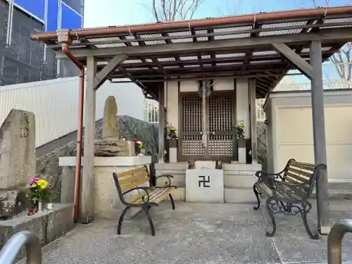 高尾子安地蔵尊(兵庫県)
