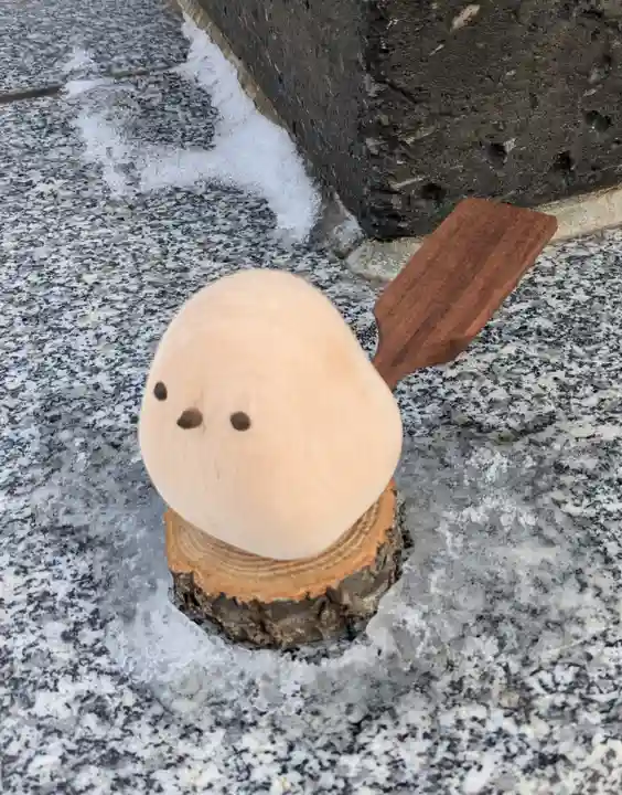 札幌諏訪神社の像