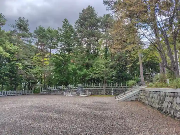 上川神社の庭園