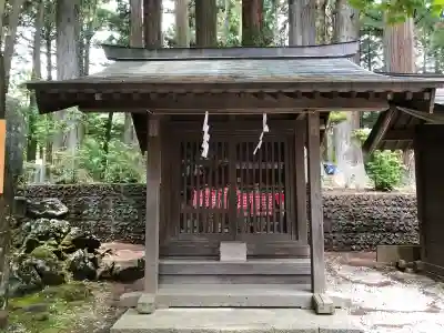 北口本宮冨士浅間神社の{uncategorized: "未分類", other: "その他", undefined: "問題あり", building: "その他建物", grave: "お墓", sacred_gate: "鳥居", guardian: "狛犬", statue: "像", buddha: "仏像", history: "歴史", nature: "自然", garden: "庭園", animal: "動物", pagoda: "塔", temizu: "手水舎", mountain_gate: "山門・神門", sanctuary: "本殿・本堂", subordinate: "末社・摂社", art: "芸術", scenery: "景色", jizo: "地蔵", ema: "絵馬", goshuin: "御朱印", omikuji: "おみくじ", items: "授与品その他", amulet: "お守り", goshuincho: "御朱印帳", eats: "食事", festival: "お祭り", votive_dance: "神楽", shichigosan: "七五三参", wedding: "結婚式", experience: "体験その他", initially: "初詣", around: "周辺", anti_infection: "感染症対策"}