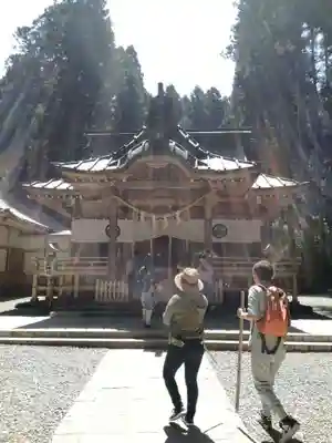 御岩神社の本殿・本堂