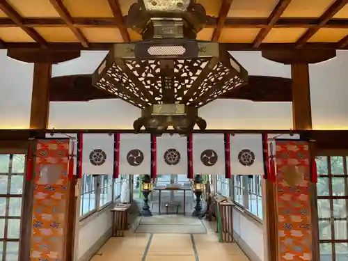 許麻神社の本殿