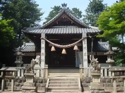 神明神社の本殿