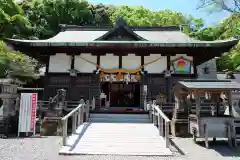 闘鶏神社の本殿