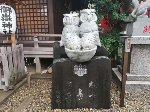 池袋御嶽神社の狛犬