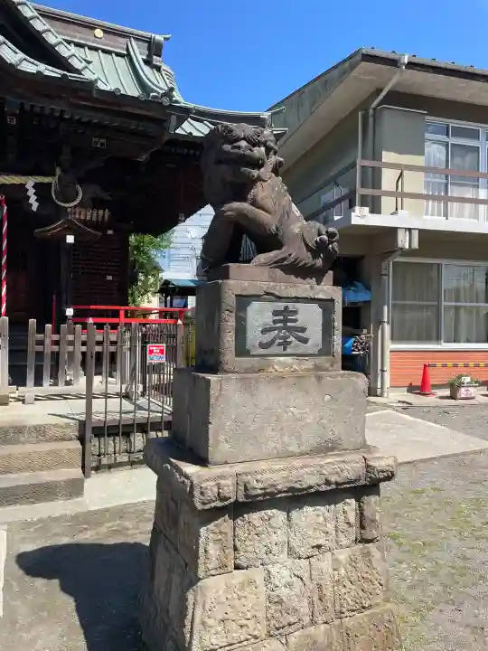 大戸神社の{uncategorized: "未分類", other: "その他", undefined: "問題あり", building: "その他建物", grave: "お墓", sacred_gate: "鳥居", guardian: "狛犬", statue: "像", buddha: "仏像", history: "歴史", nature: "自然", garden: "庭園", animal: "動物", pagoda: "塔", temizu: "手水舎", mountain_gate: "山門・神門", sanctuary: "本殿・本堂", subordinate: "末社・摂社", art: "芸術", scenery: "景色", jizo: "地蔵", ema: "絵馬", goshuin: "御朱印", omikuji: "おみくじ", items: "授与品その他", amulet: "お守り", goshuincho: "御朱印帳", eats: "食事", festival: "お祭り", votive_dance: "神楽", shichigosan: "七五三参", wedding: "結婚式", experience: "体験その他", initially: "初詣", around: "周辺", anti_infection: "感染症対策"}