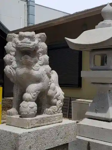 金山神社の狛犬