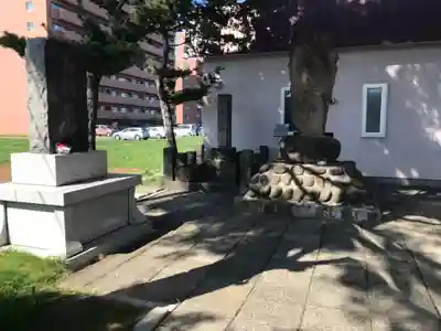 新川皇大神社の末社・摂社