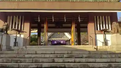 千葉縣護國神社の山門・神門