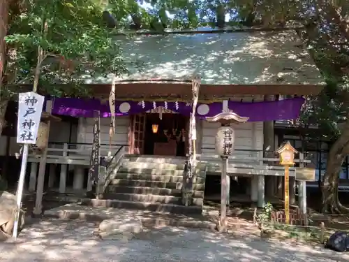 前鳥神社の末社