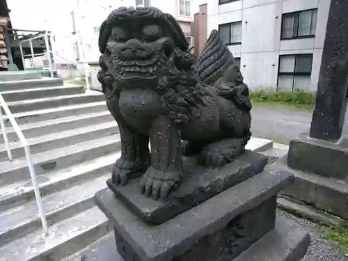 札幌諏訪神社の狛犬