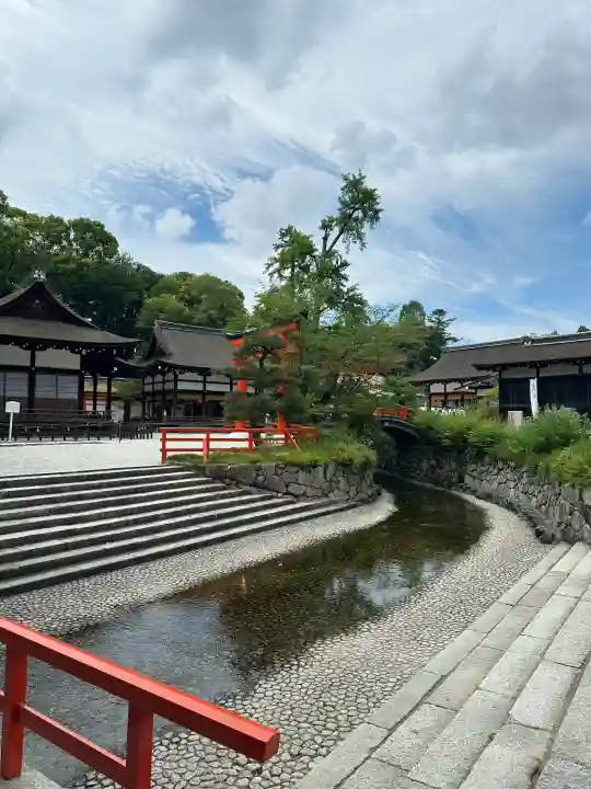 賀茂御祖神社(下鴨神社)の{uncategorized: "未分類", other: "その他", undefined: "問題あり", building: "その他建物", grave: "お墓", sacred_gate: "鳥居", guardian: "狛犬", statue: "像", buddha: "仏像", history: "歴史", nature: "自然", garden: "庭園", animal: "動物", pagoda: "塔", temizu: "手水舎", mountain_gate: "山門・神門", sanctuary: "本殿・本堂", subordinate: "末社・摂社", art: "芸術", scenery: "景色", jizo: "地蔵", ema: "絵馬", goshuin: "御朱印", omikuji: "おみくじ", items: "授与品その他", amulet: "お守り", goshuincho: "御朱印帳", eats: "食事", festival: "お祭り", votive_dance: "神楽", shichigosan: "七五三参", wedding: "結婚式", experience: "体験その他", initially: "初詣", around: "周辺", anti_infection: "感染症対策"}