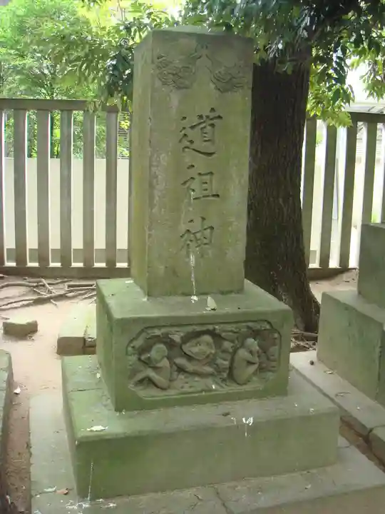 葛飾八幡宮の末社・摂社