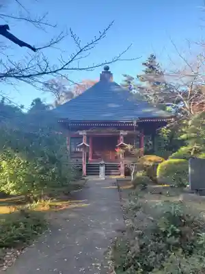 西蓮寺の本殿・本堂