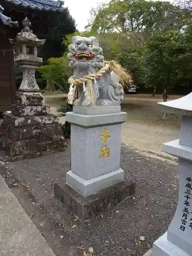 大島子諏訪神社の狛犬