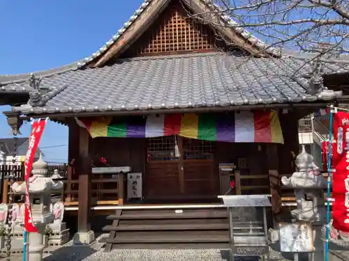 不動院石仙寺の本殿