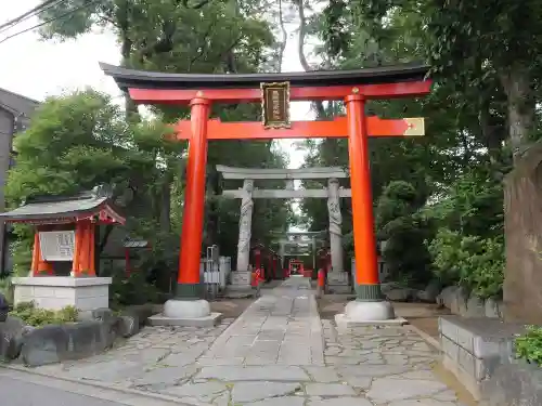 馬橋稲荷神社の鳥居