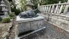 八坂神社の像