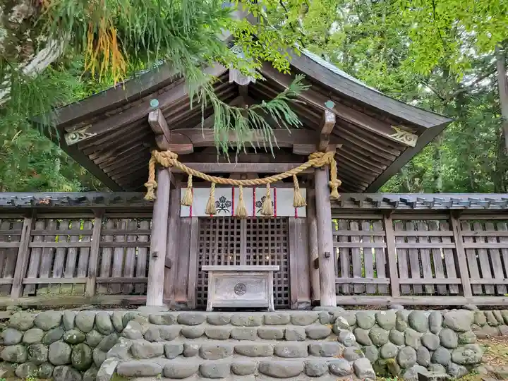 諏訪大社上社前宮(長野県)