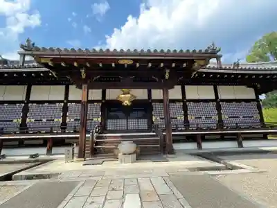 仁和寺の本殿・本堂