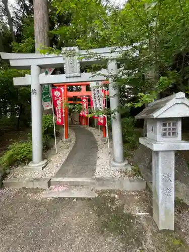 立志神社の鳥居